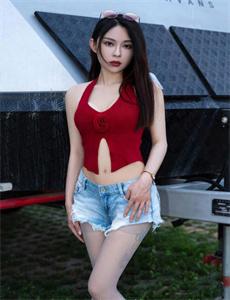 《被各种刑具调教吹潮高H-yy55tv夜月直播怎么申请》