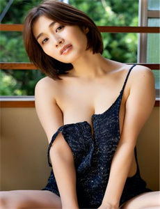 《荫蒂添到好舒服A片视频-来吧儿子妈妈是你的人是谁唱的》