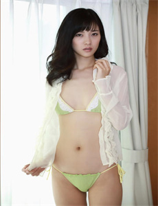 《光棍影y1111111-美女来了电影免费观看》