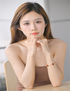 《千金小姐-欧美肥婆姓交大片》